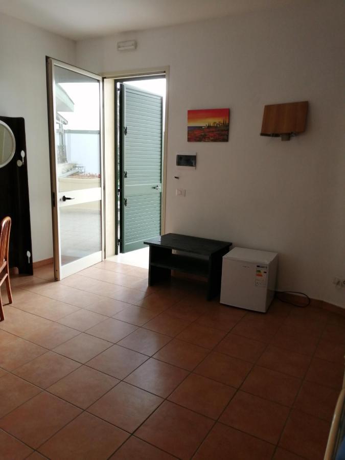 Vento Dell'Est Bed & Breakfast San Cataldo  Exterior photo