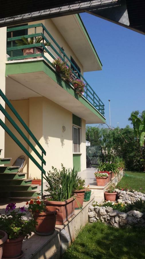 Vento Dell'Est Bed & Breakfast San Cataldo  Exterior photo